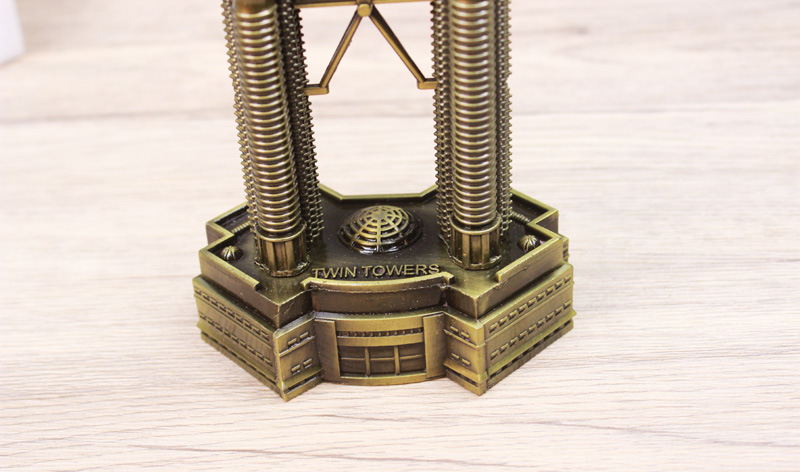 Kuala Lumpur Twin Tower Models - Home Decor Kuala Lumpur recension och pris
