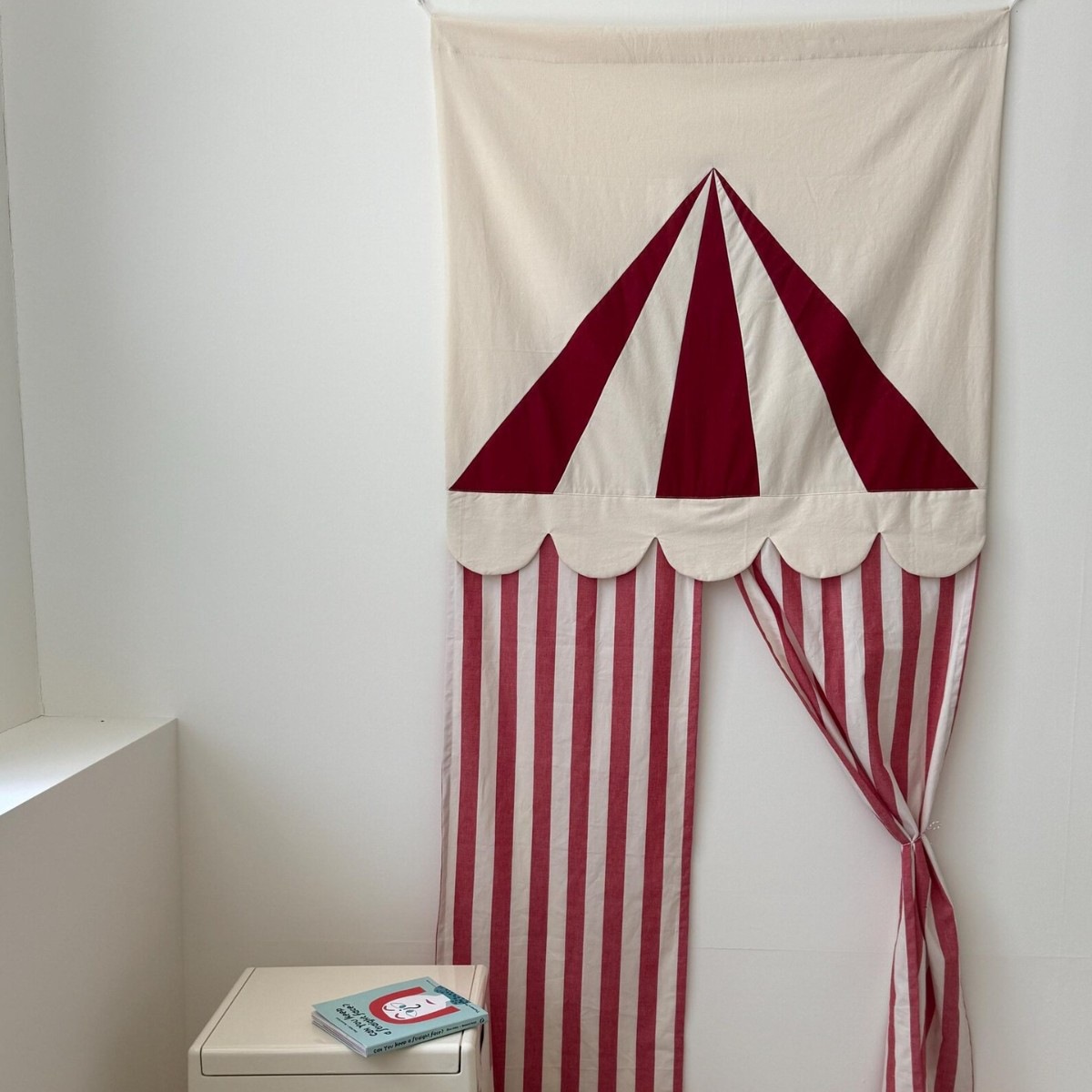 Korean Style Circus Tent Strip - Home Decor Korea recension och pris