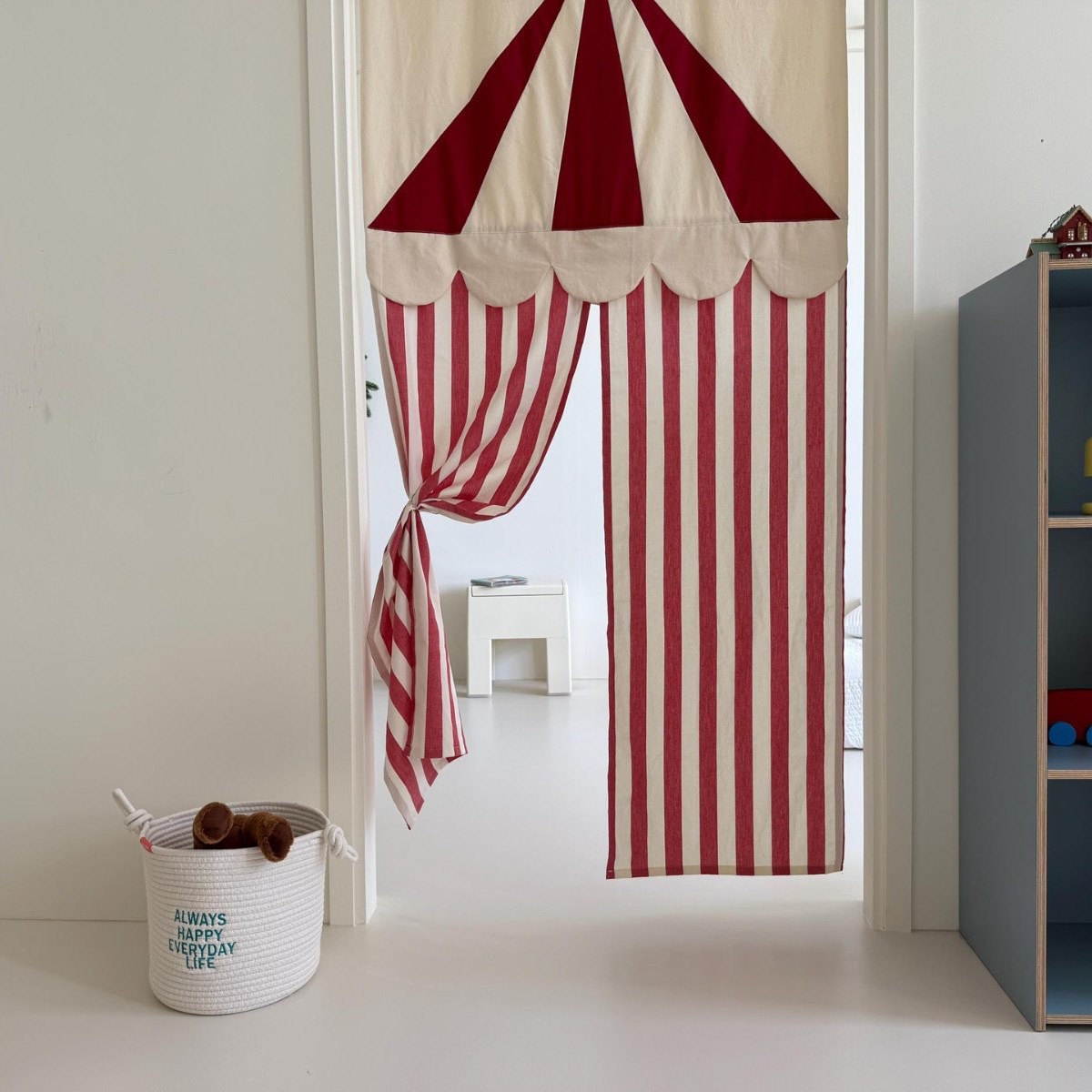 Korean Style Circus Tent Strip - Home Decor Korea recension och pris